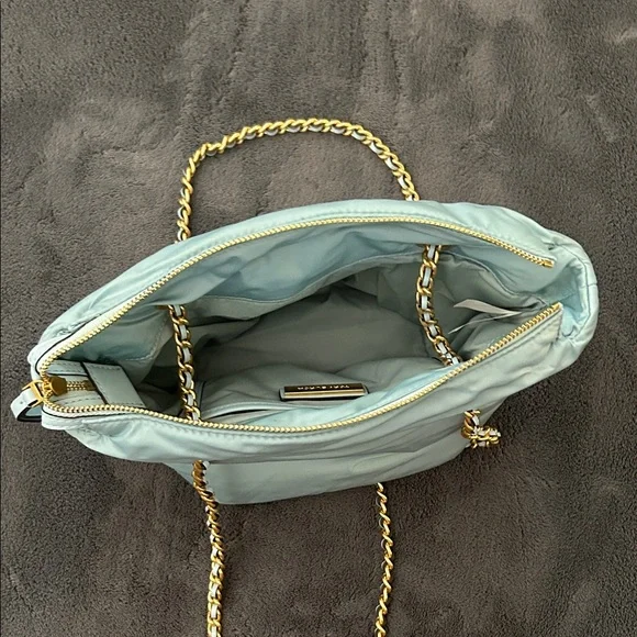 Tory Burch Light Green Shoulder Bag with Gold Chain - Picture 4 of 7